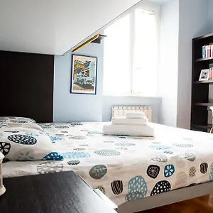 Chat&chill Vatican Apartment